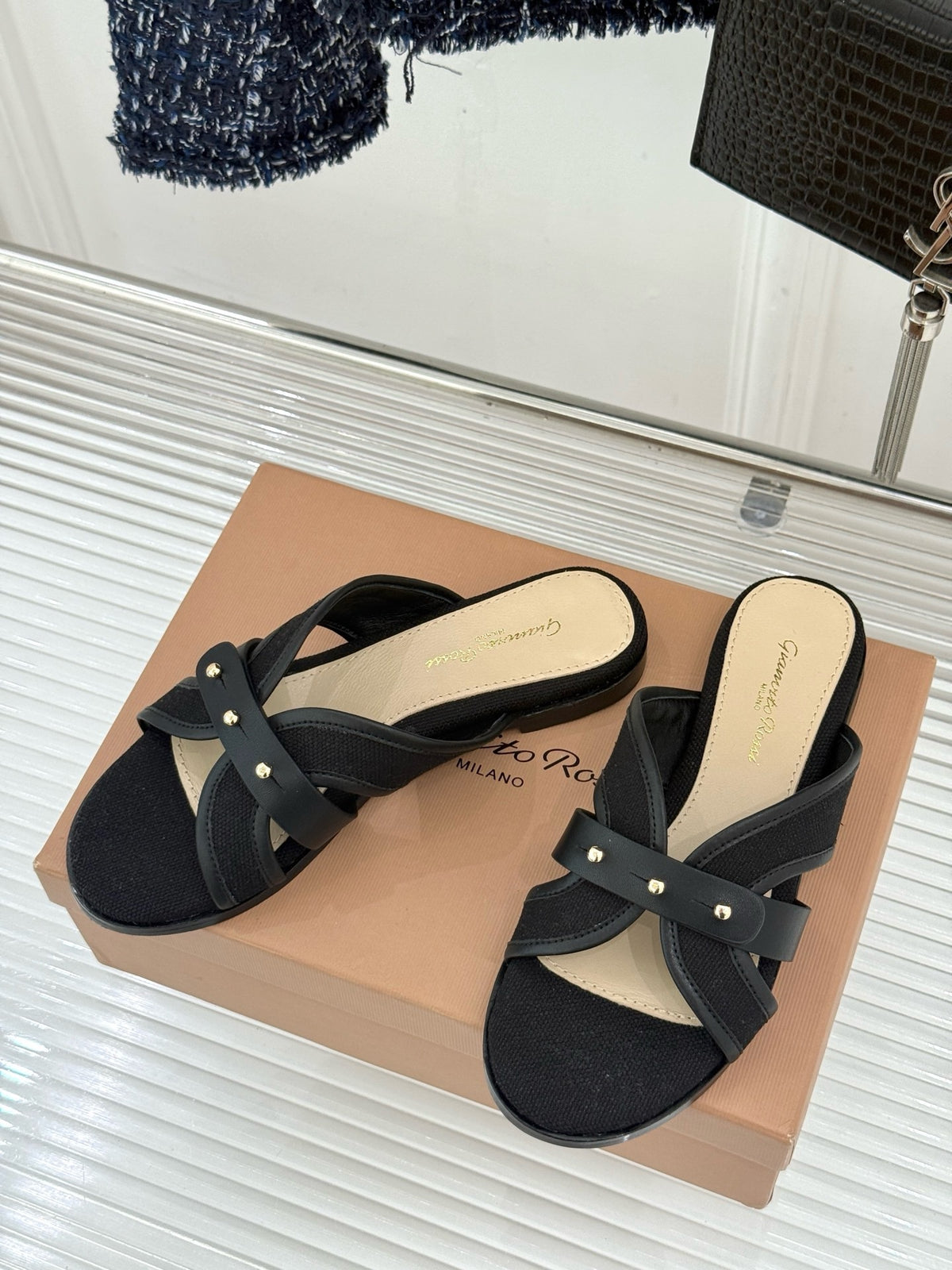 Gianvito Rossi Flats Sandals
