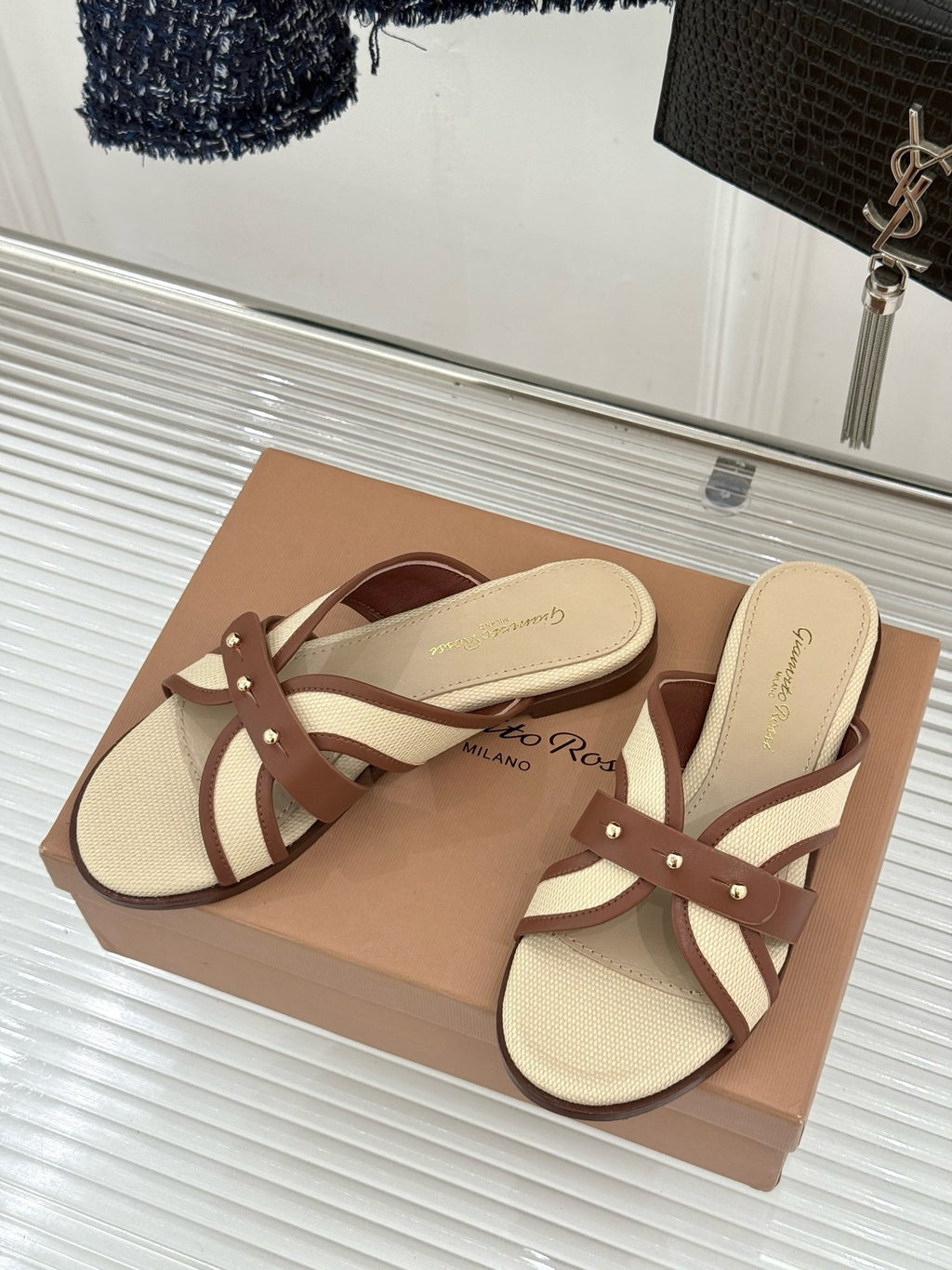 Gianvito Rossi Flats Sandals