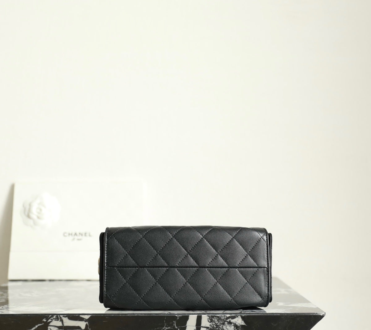 Chanel 25