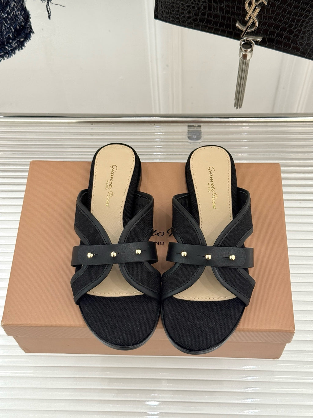Gianvito Rossi Flats Sandals