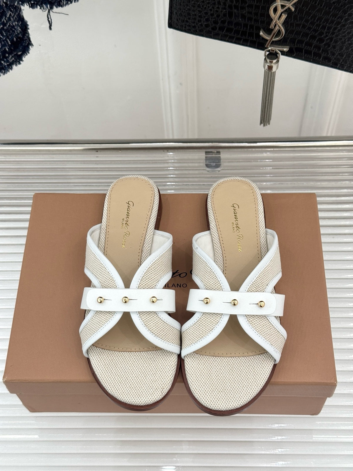 Gianvito Rossi Flats Sandals