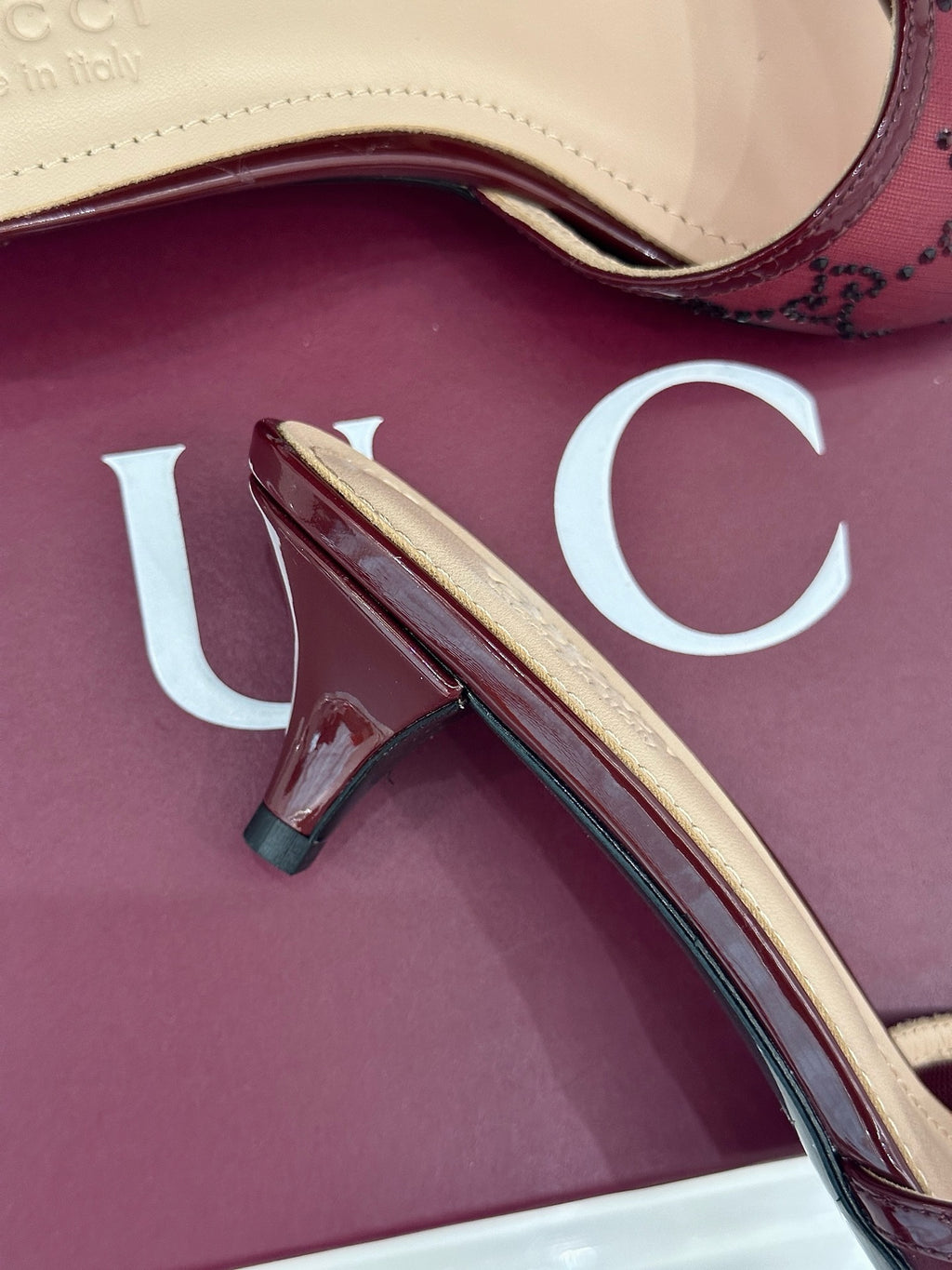 Gucci Mules Slides
