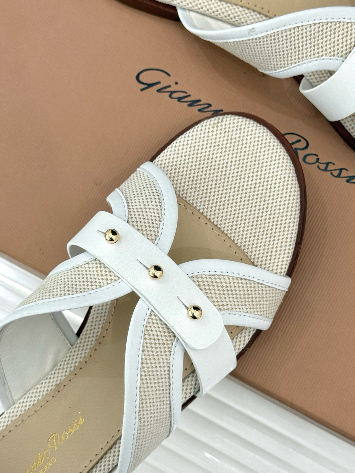 Gianvito Rossi Flats Sandals