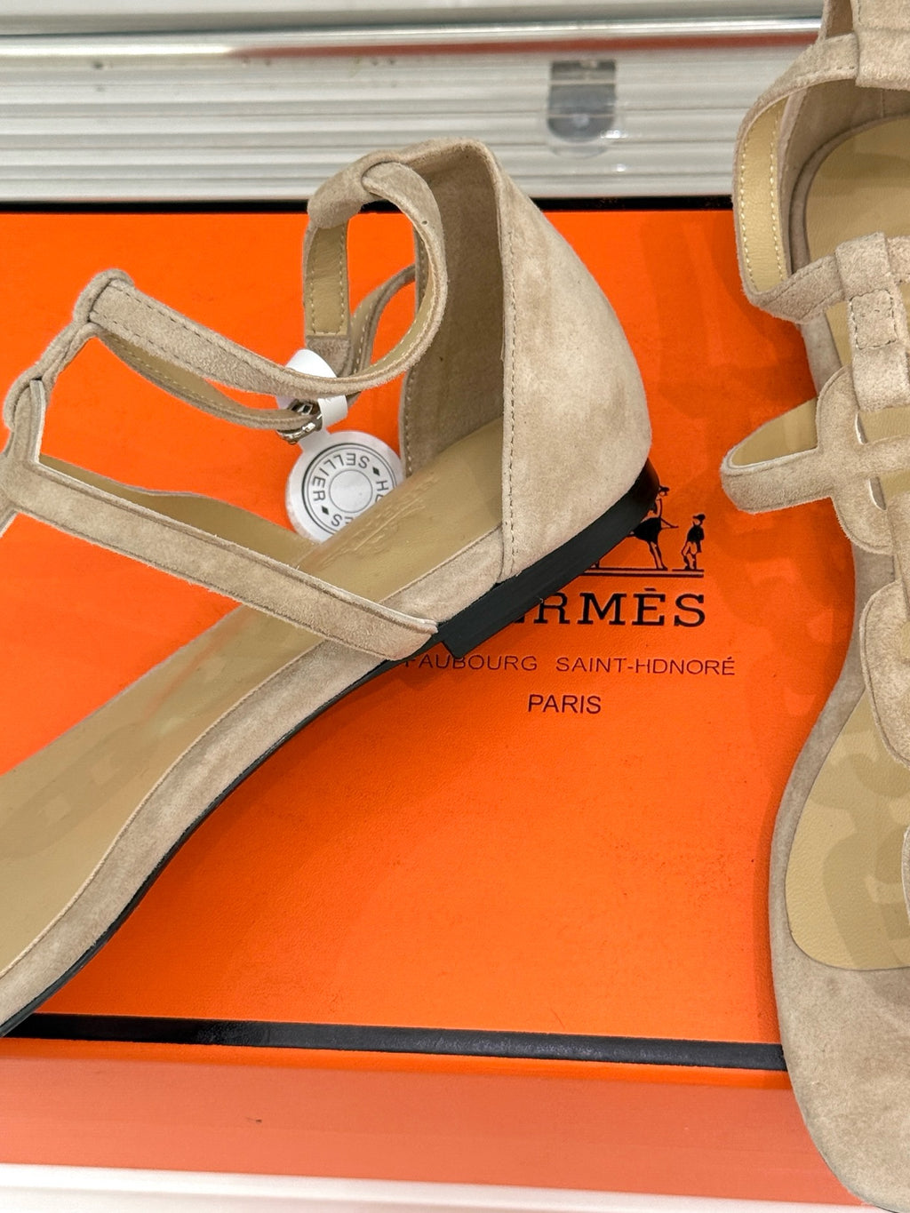Hermes Milos
