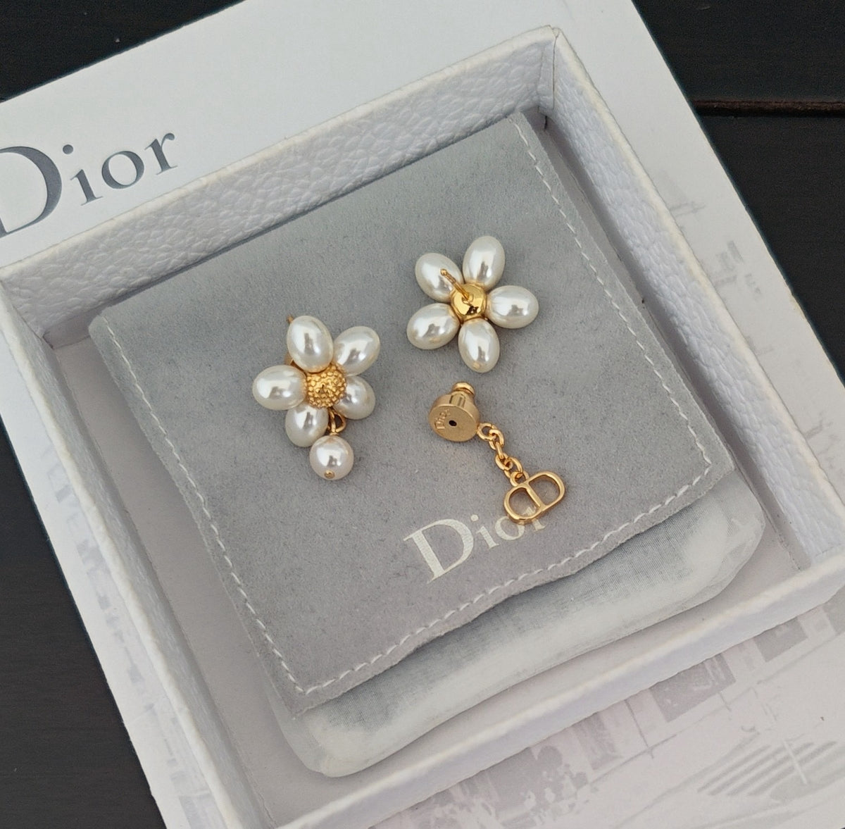 Dior