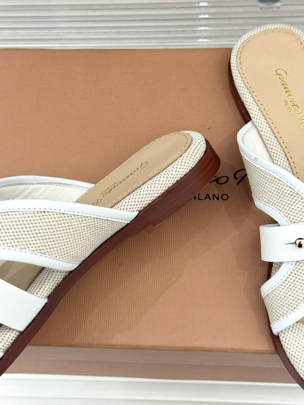 Gianvito Rossi Flats Sandals