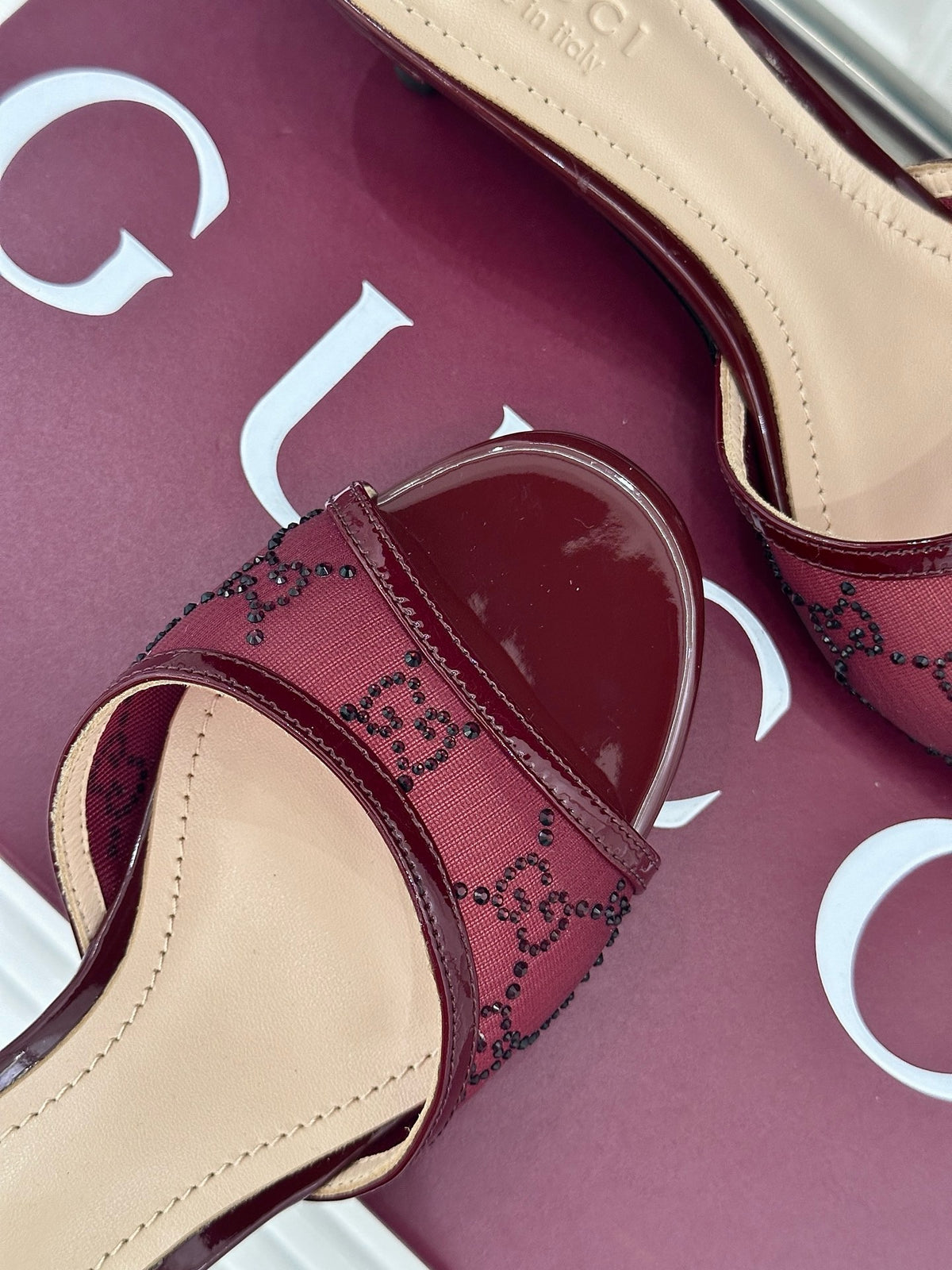 Gucci Mules Slides