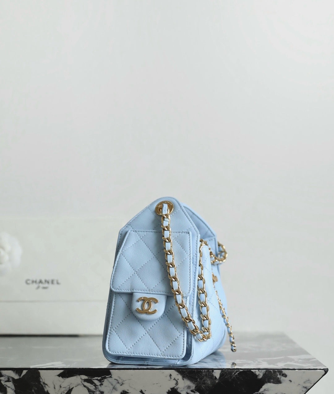 Chanel 25