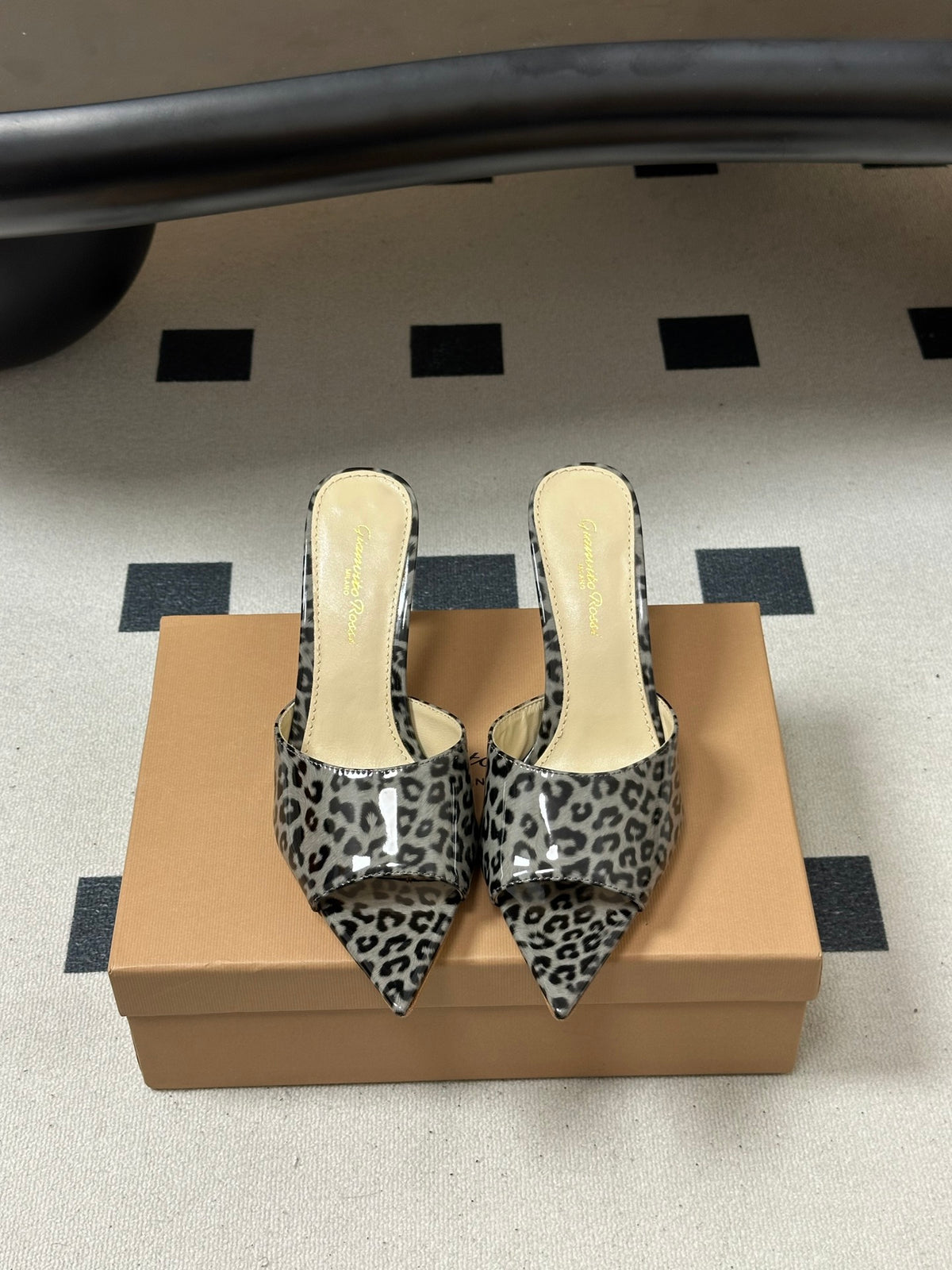 Gianvitto Rossi Mules Sandals