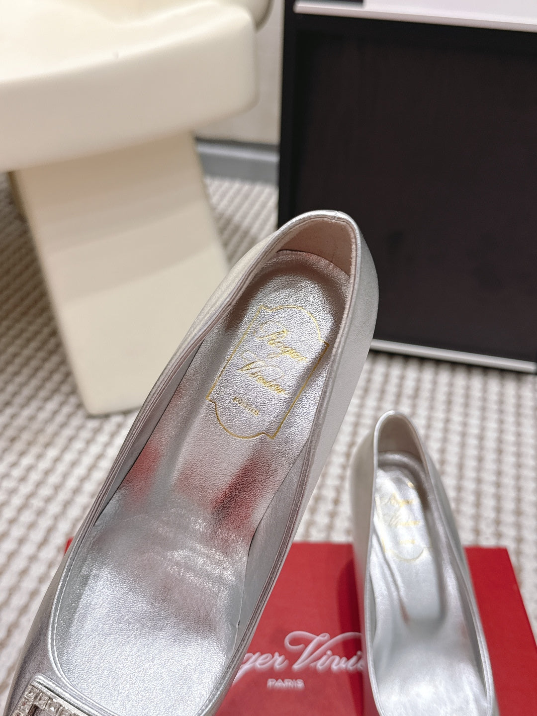 Roger Vivier Sandals