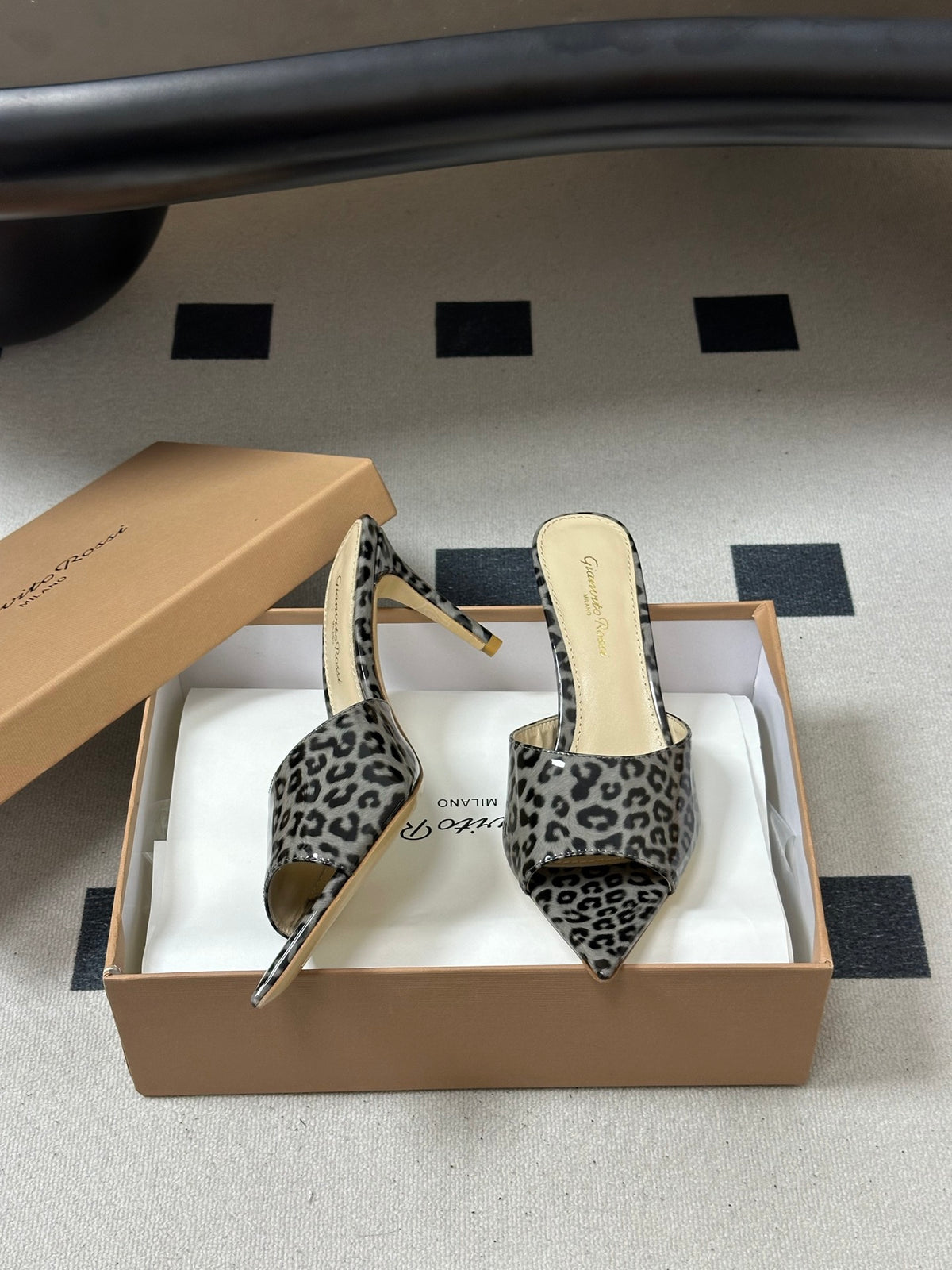 Gianvitto Rossi Mules Sandals