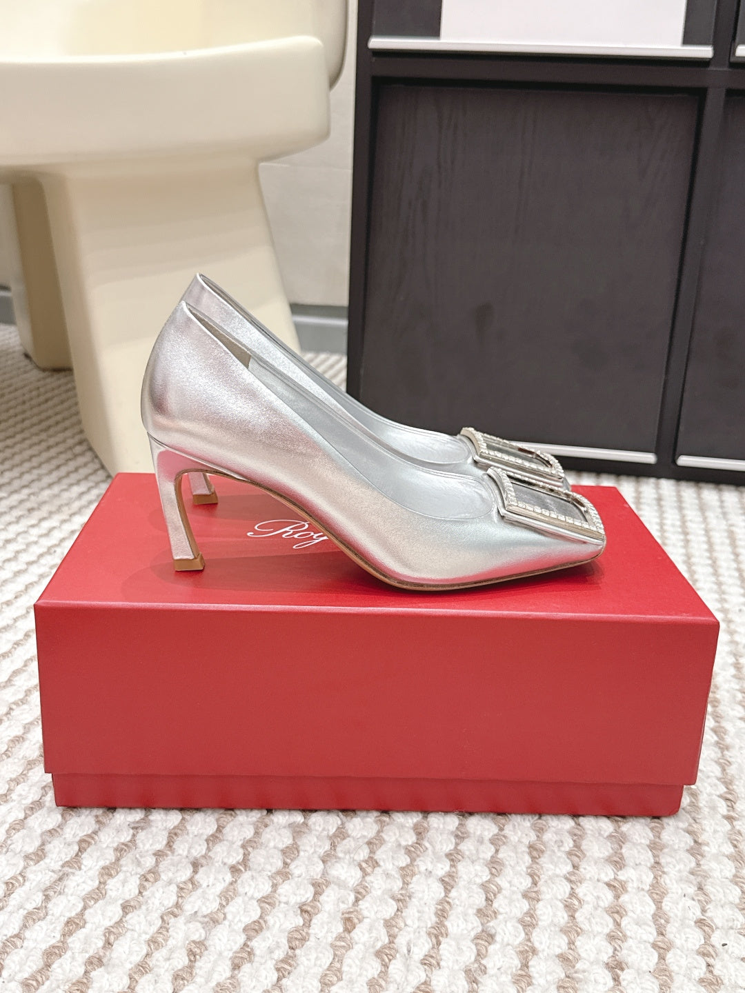 Roger Vivier Sandals