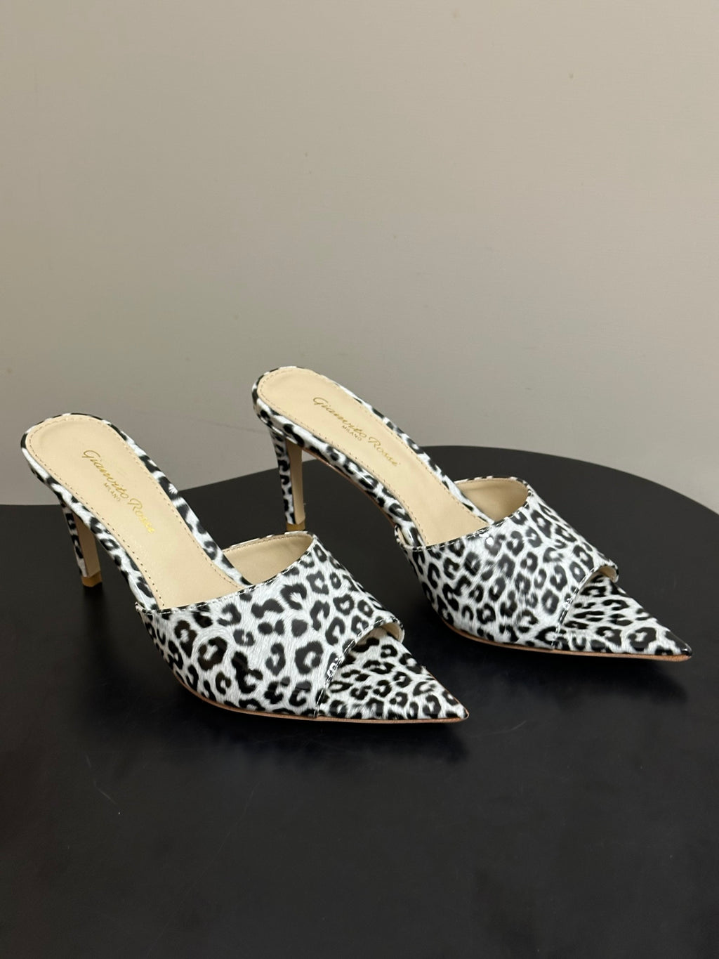 Gianvitto Rossi Mules Sandals