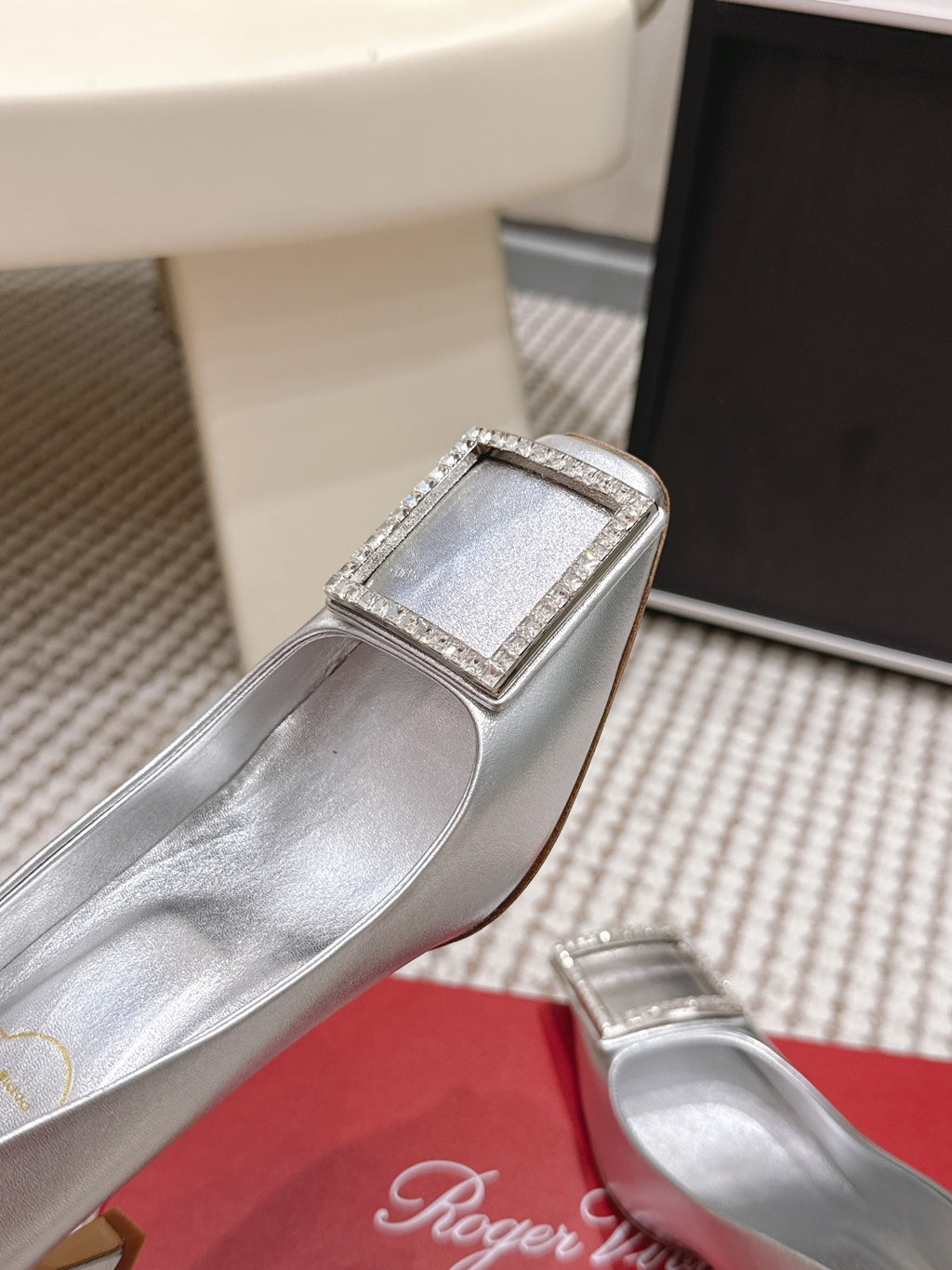 Roger Vivier Sandals
