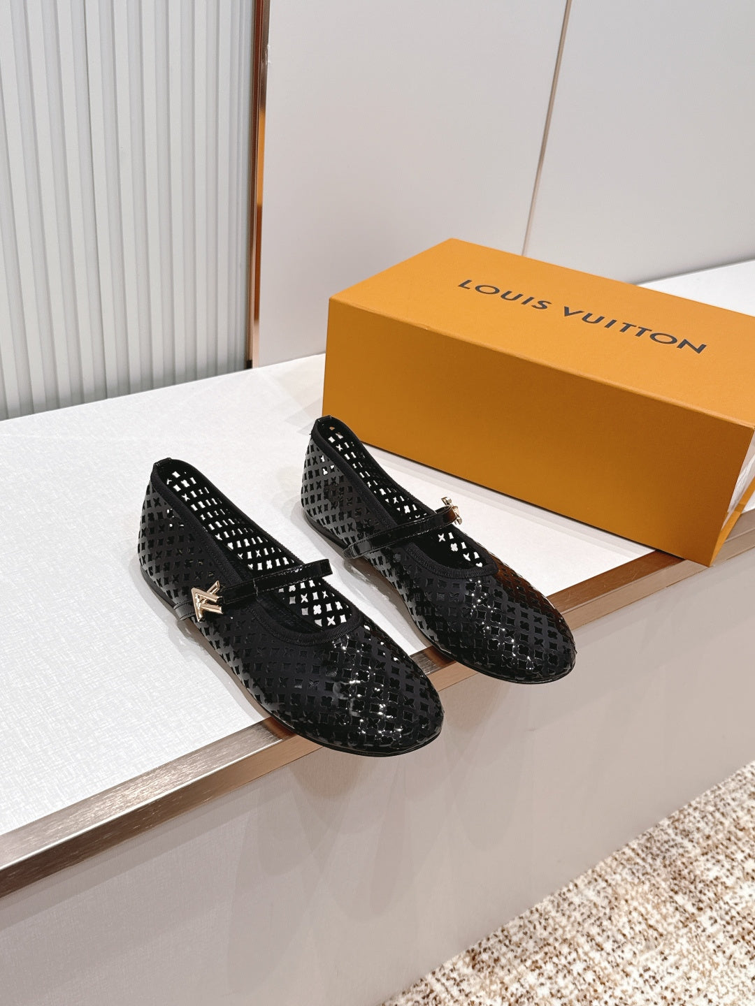 LV Flats Sandals
