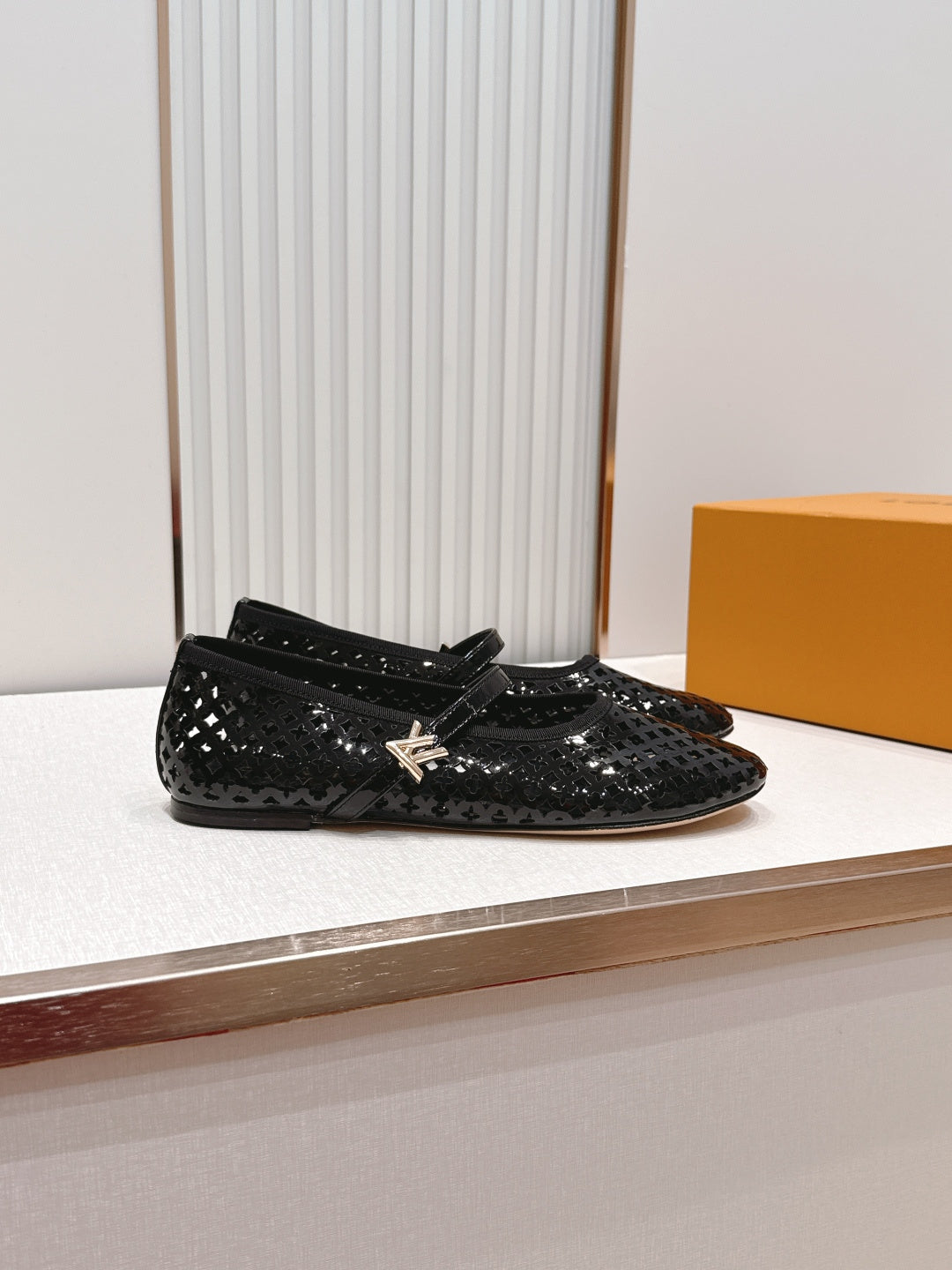 LV Flats Sandals