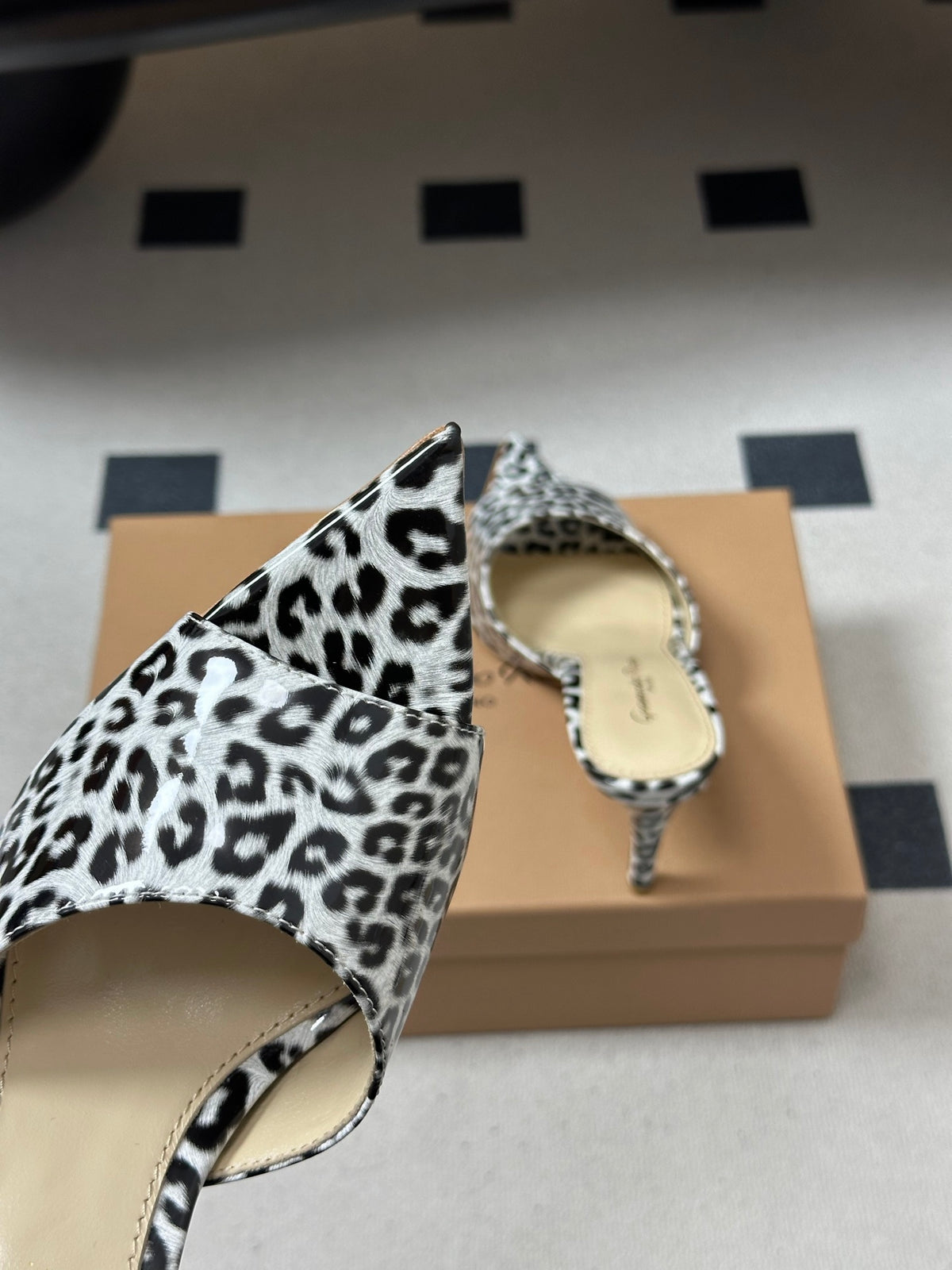 Gianvitto Rossi Mules Sandals