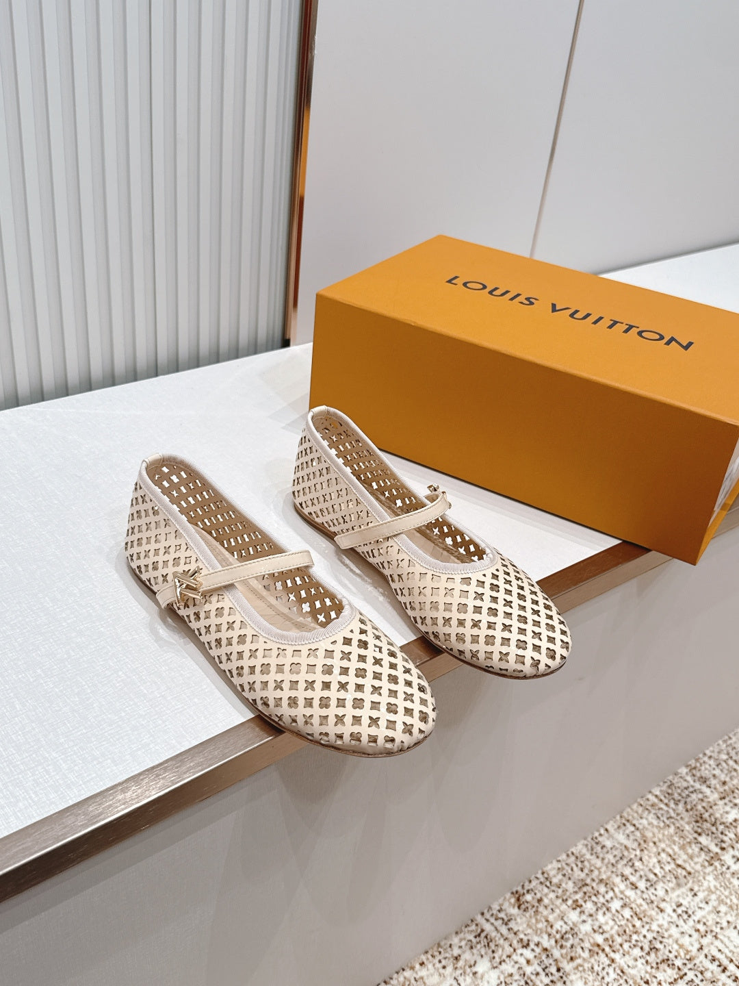 Lv Flats Sandals