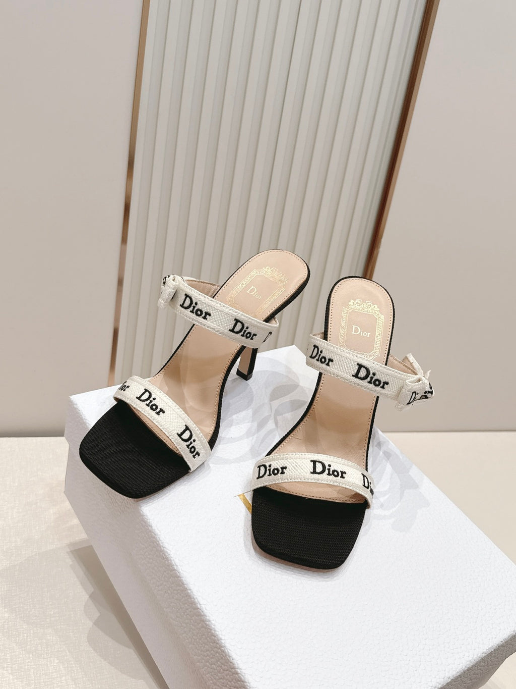 J'adior Heels