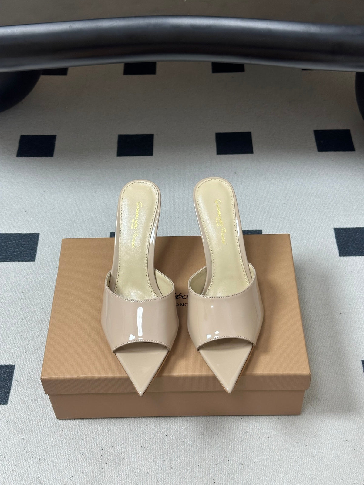 Gianvitto Rossi Mules Sandals