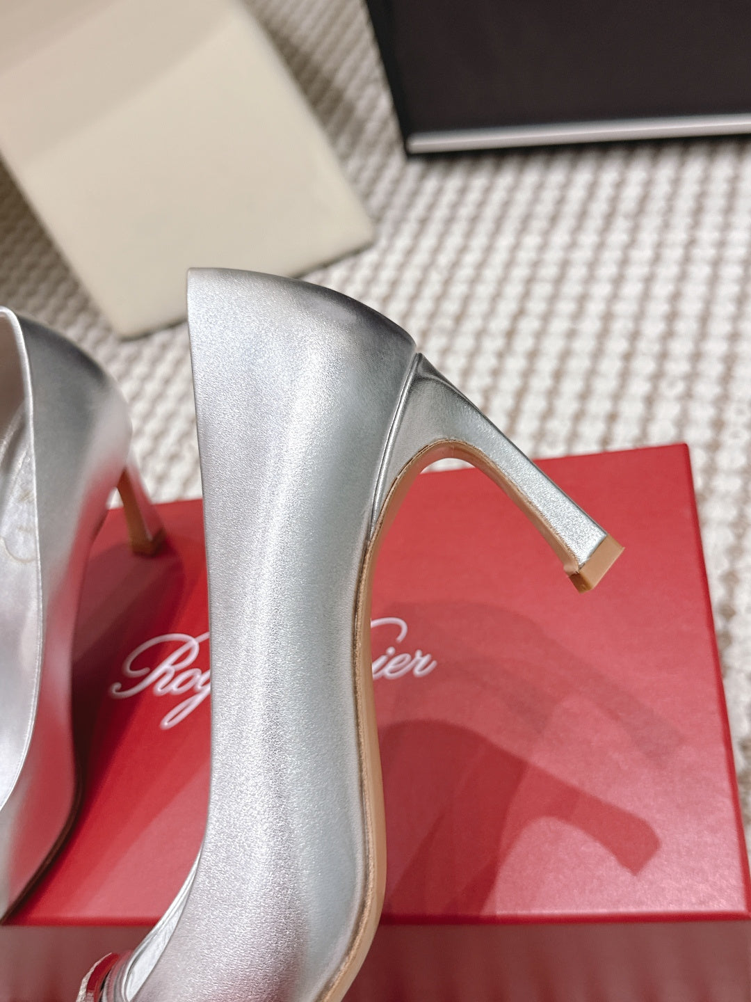 Roger Vivier Sandals