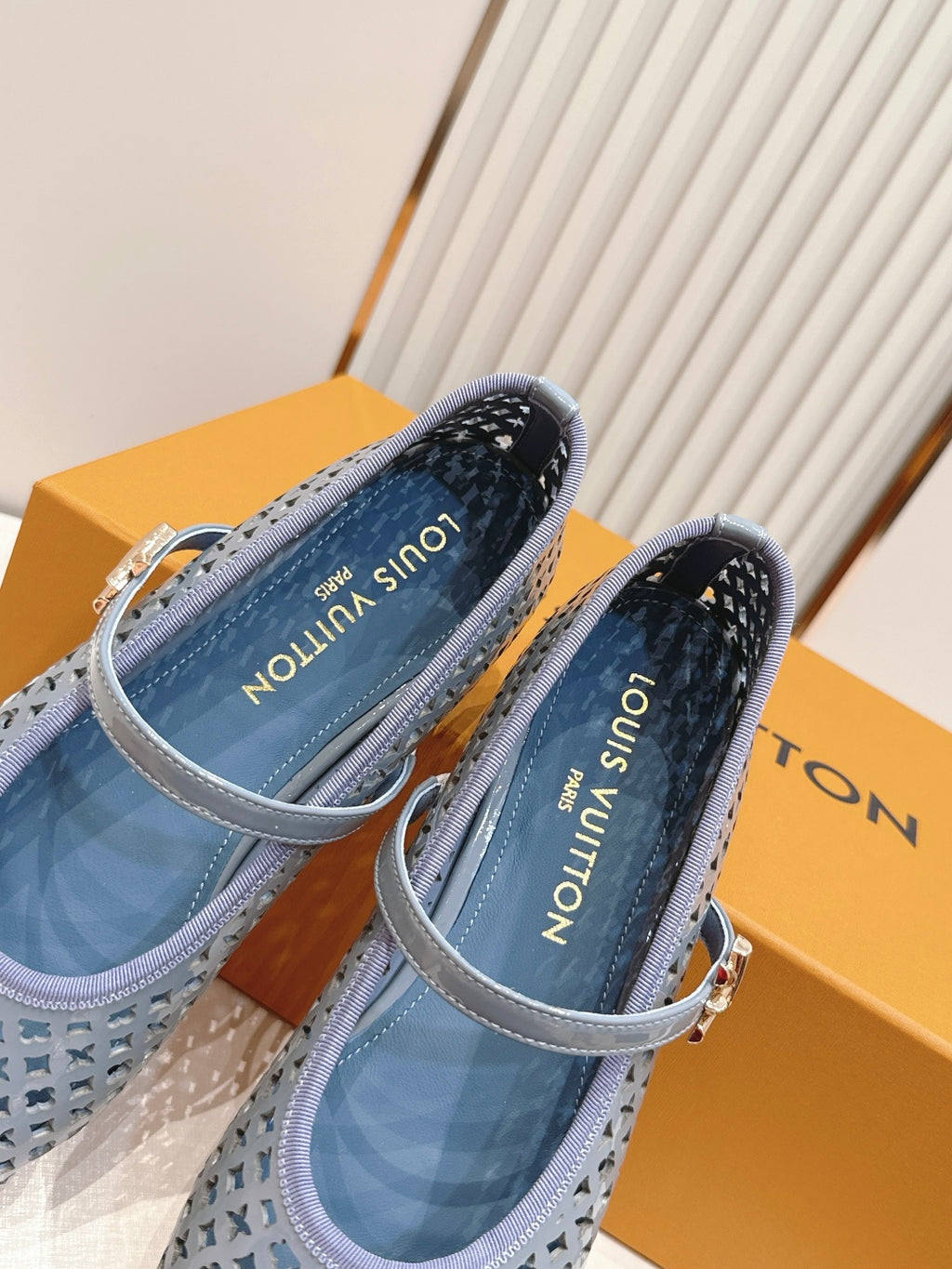 LV Flats Sandals
