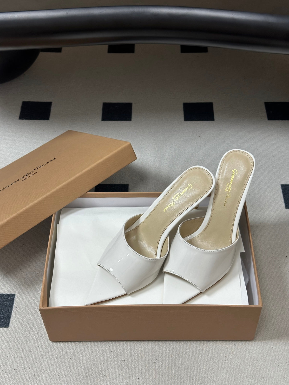 Gianvitto Rossi Mules Sandals
