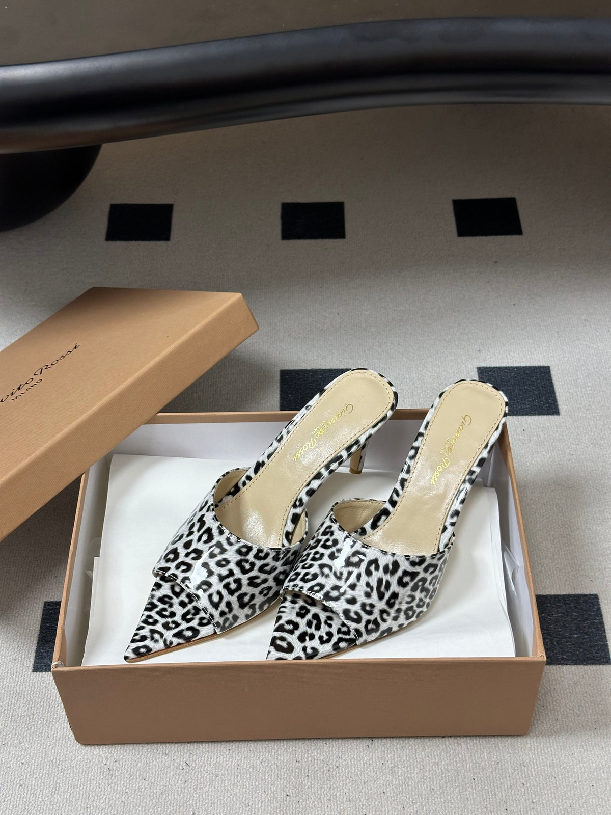 Gianvitto Rossi Mules Sandals